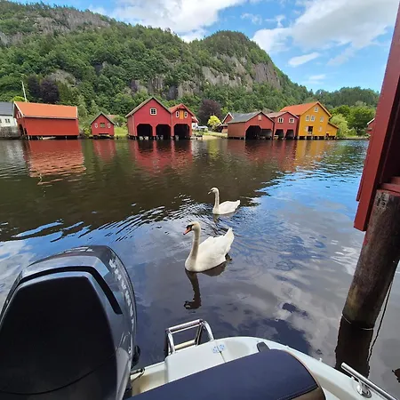 Stunning 3-bedroom At Waterfront * Feda