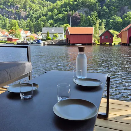 Stunning 3-bedroom At Waterfront Feda