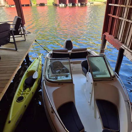 Stunning 3-bedroom At Waterfront בית נופש *