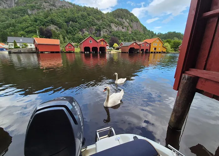 Stunning 3-bedroom At Waterfront * Feda