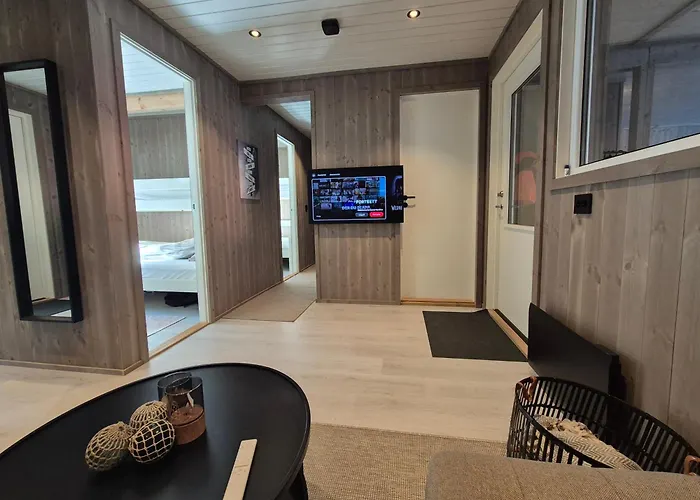 Stunning 3-bedroom At Waterfront