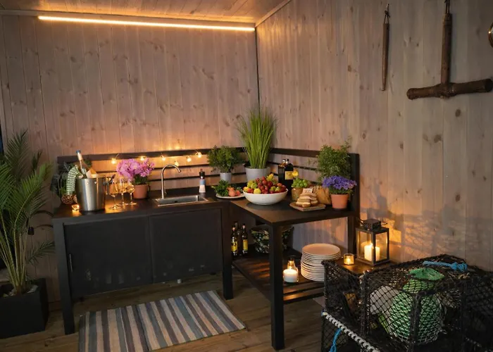 Stunning 3-bedroom At Waterfront